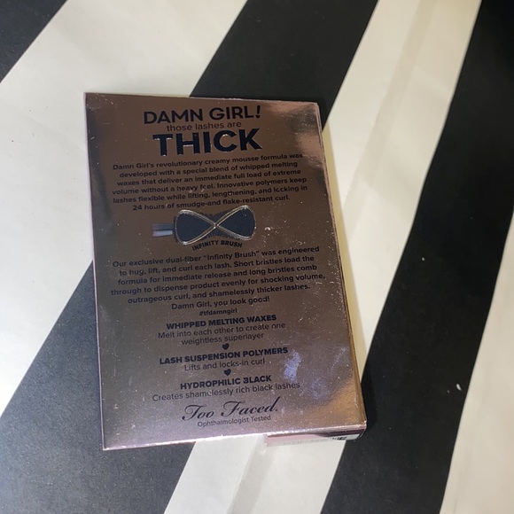 Sephora: Too Faced Damn Girl mini mascara - Picture 2 of 2